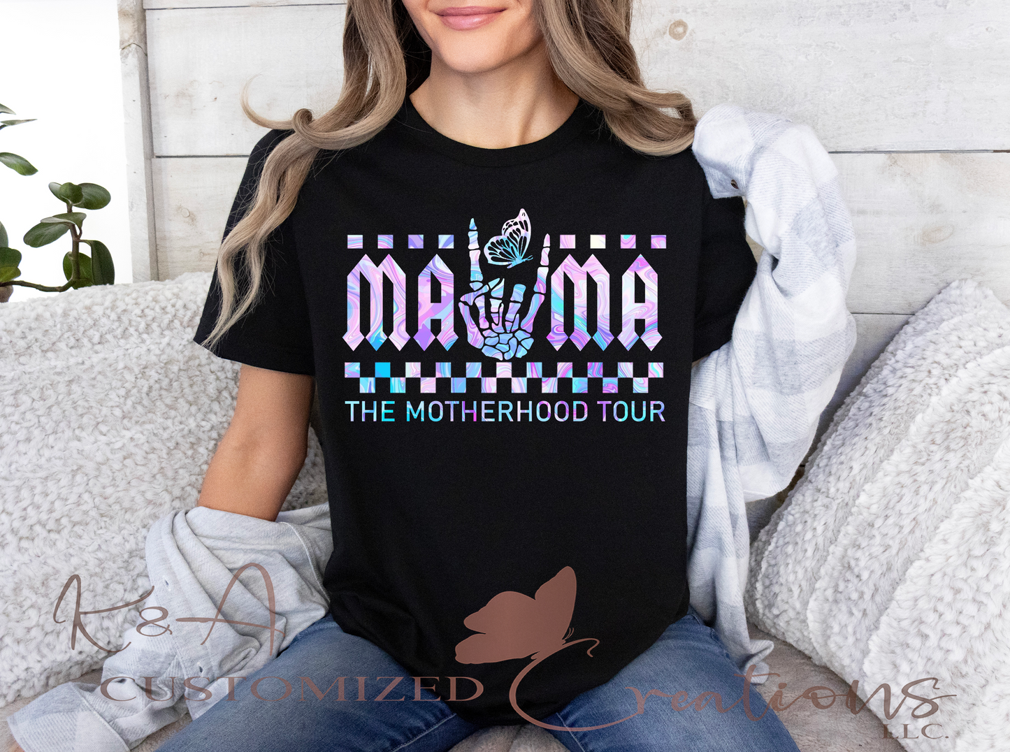 Mama Tour Tee
